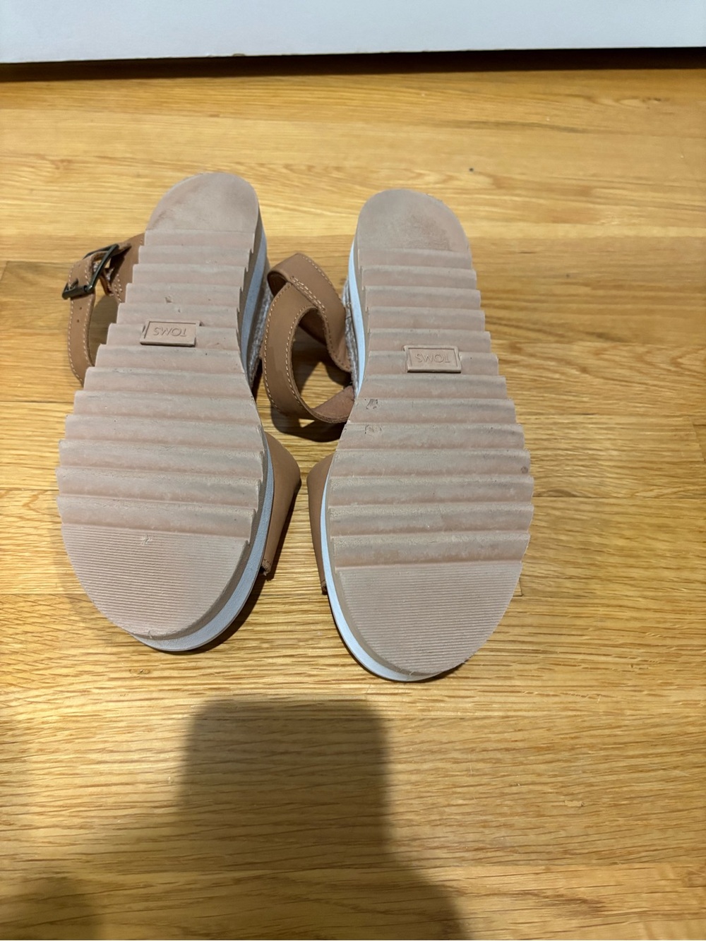 TOMS Tan Platform Espadrille Ankle Strap Sandals Size 8 - Picture 6 of 6